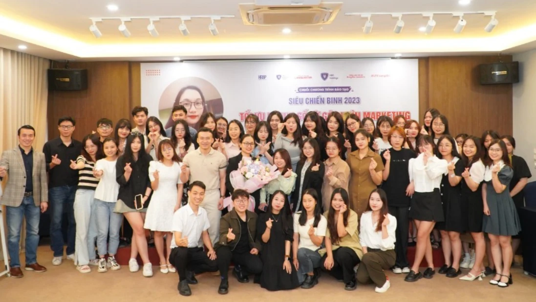 Chuỗi Đào tạo nội bộ: Siêu chiến binh 2023