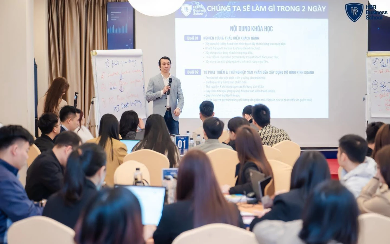 Khóa học “Chuyển đổi mô hình Kinh doanh Online cùng A.I” tại Hà Nội