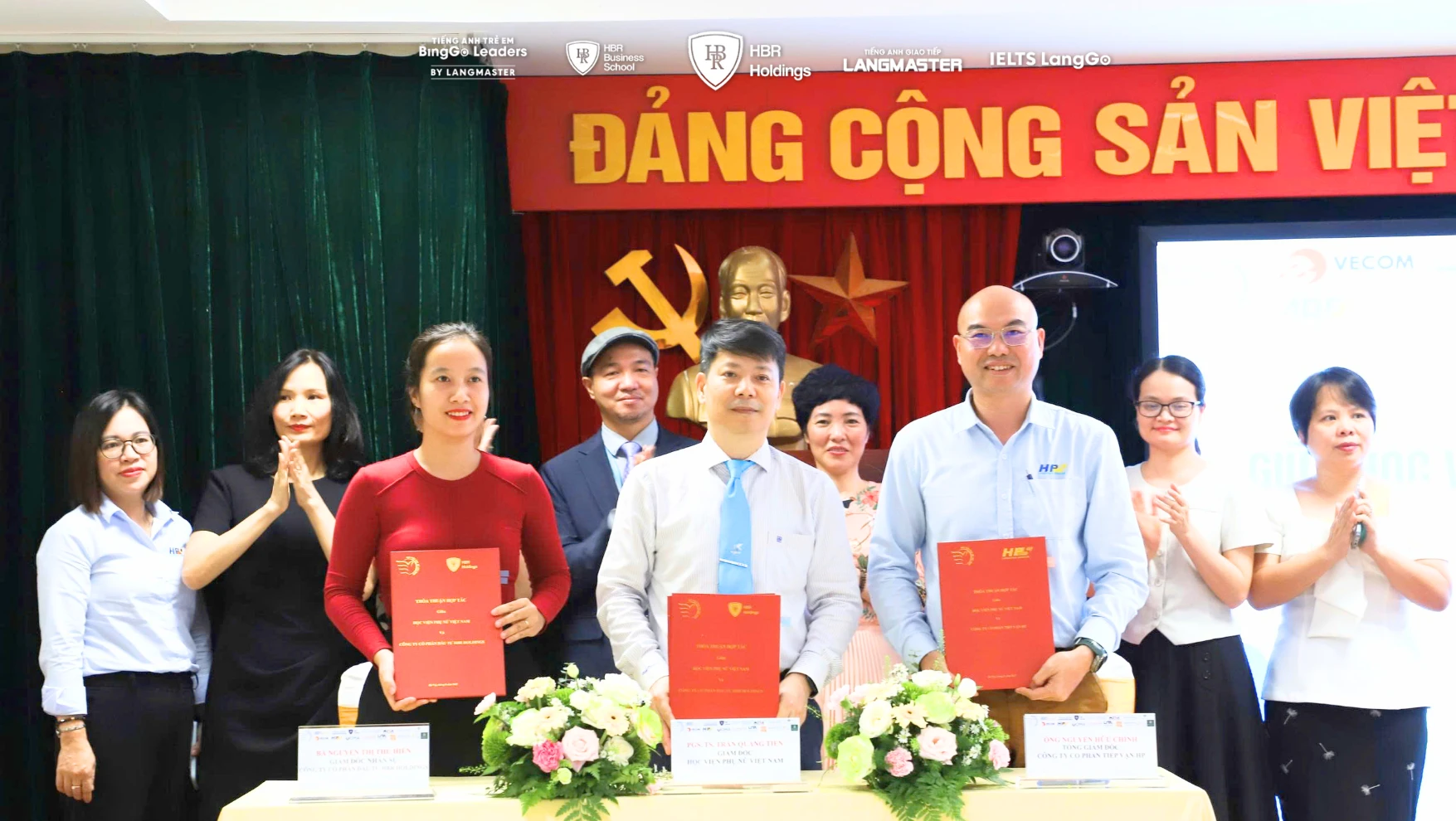 HBR Holdings Ký Kết Thỏa Thuận Hợp Tác Với Học Viện Phụ Nữ Việt Nam