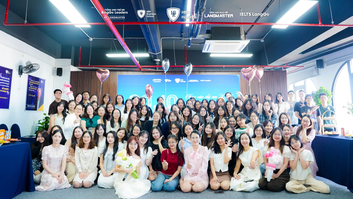 HBR Holdings - Chào Mừng Ngày Phụ Nữ Việt Nam 20/10